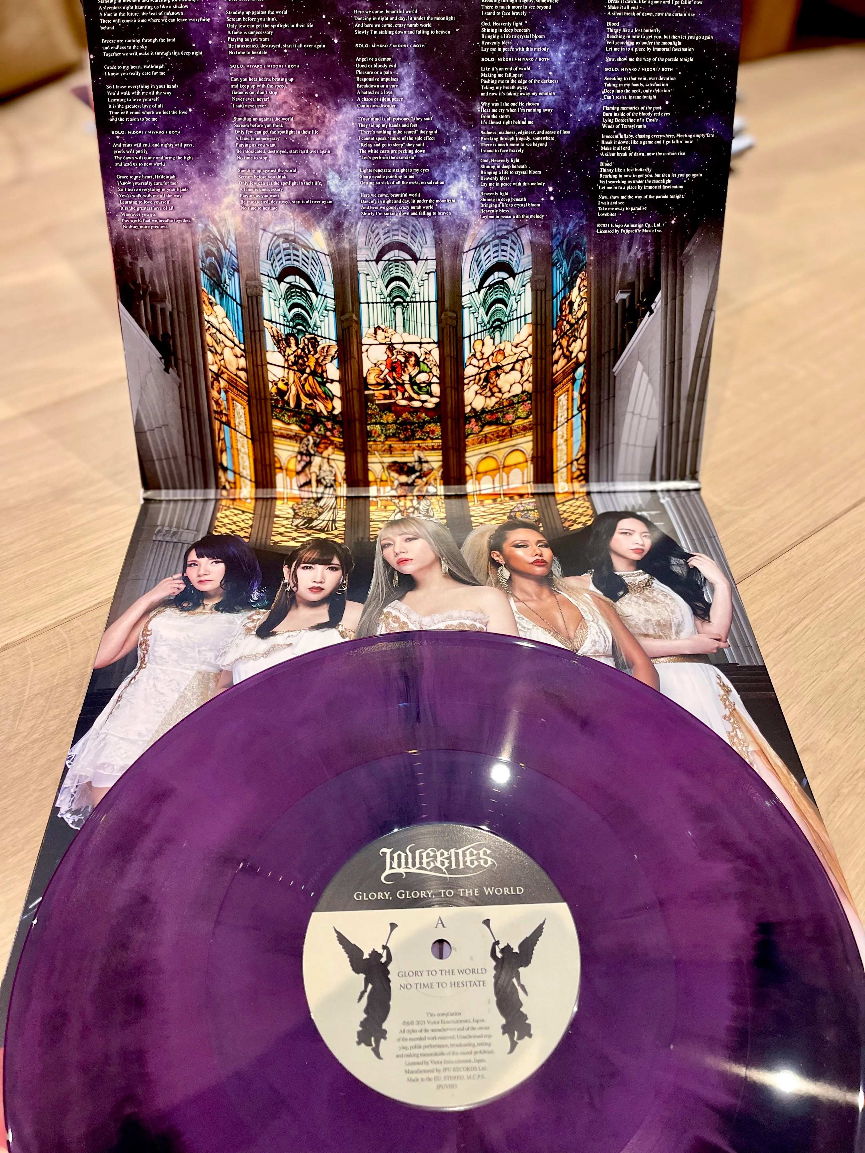 LOVEBITES – GLORY, GLORY, TO THE WORLD - Image 4